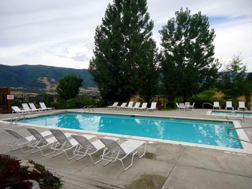 Mountain Getaway! Eden
